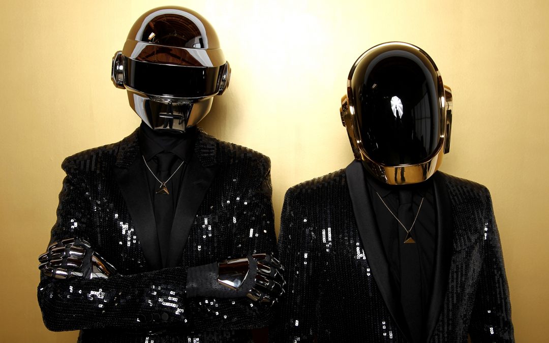 Após 28 anos, Daft Punk anuncia fim da dupla eletrônica