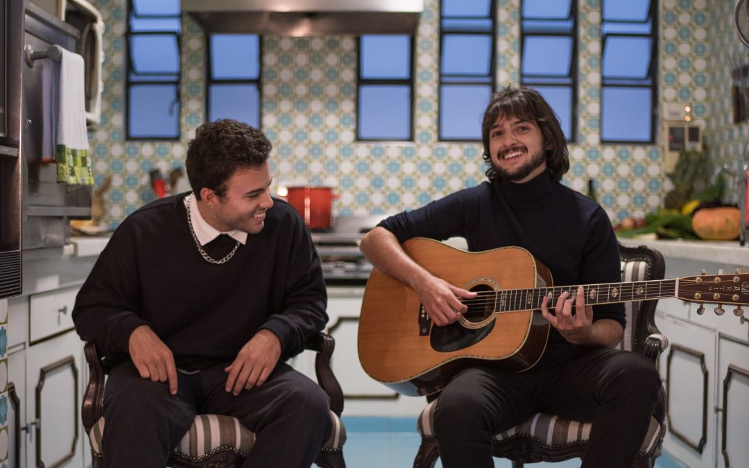Daparte e Lagum falam de inseguranças na vida amorosa em “Nunca Fui Desse Lugar”