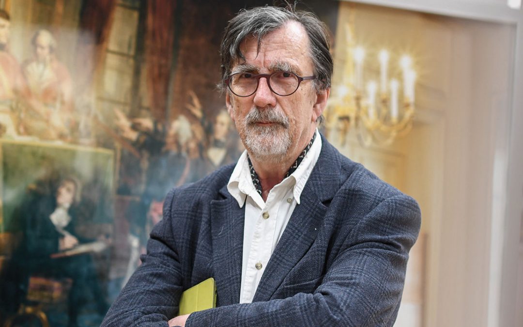 EM “SOBRE O CULTO MODERNO DOS DEUSES FATICHES”, BRUNO LATOUR DESAFIA NOÇÕES DE CRENÇAS E CRÍTICAS