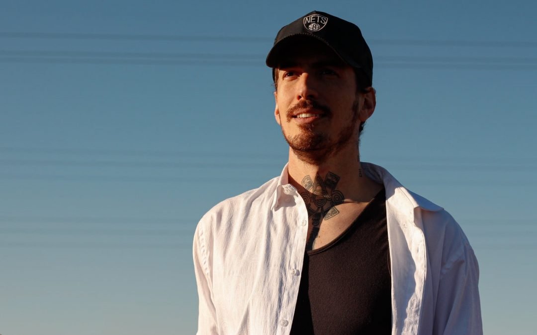 BRENO MIRANDA GRAVA CLIPE REVERSO DE “BACK TO BEGINNING”