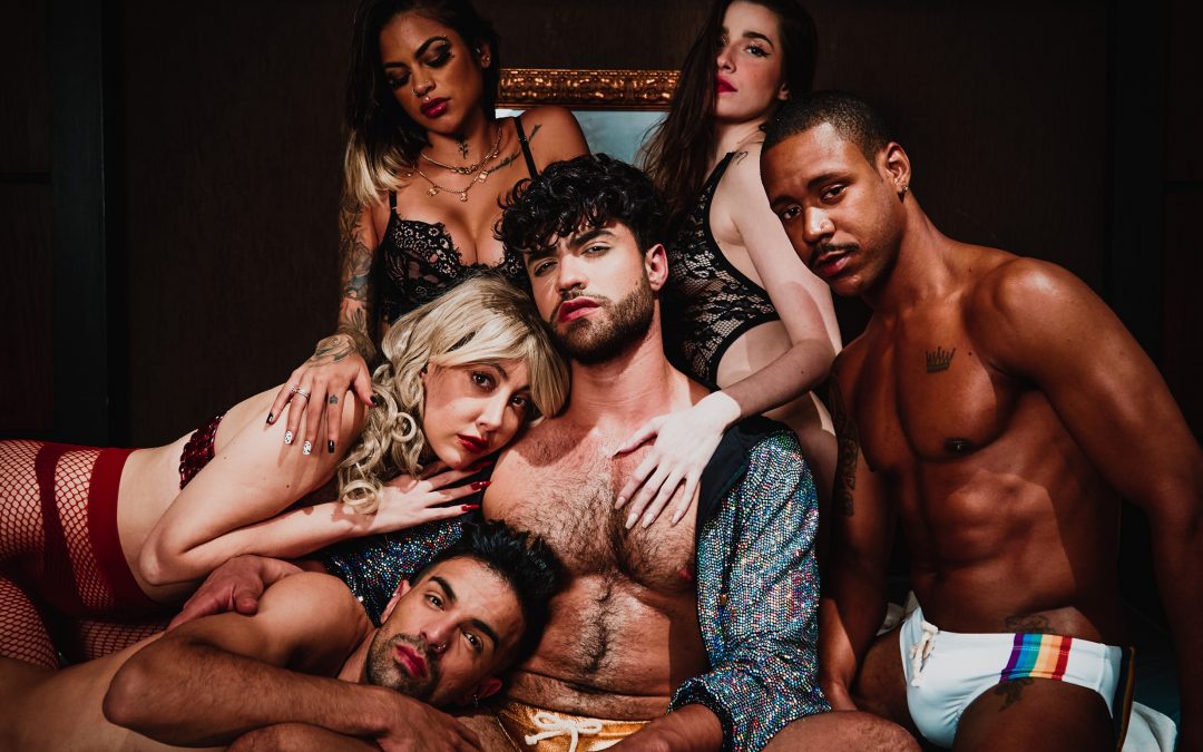 PIETTRO FALA DE RELAÇÃO TÓXICA DE FORMA CALIENTE NO CLIPE DE “CLICHÊ”