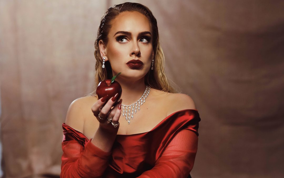 ADELE LANÇA O CLIPE SENSUAL DE “OH MY GOD” COM DIREÇÃO DE SAM BROWN