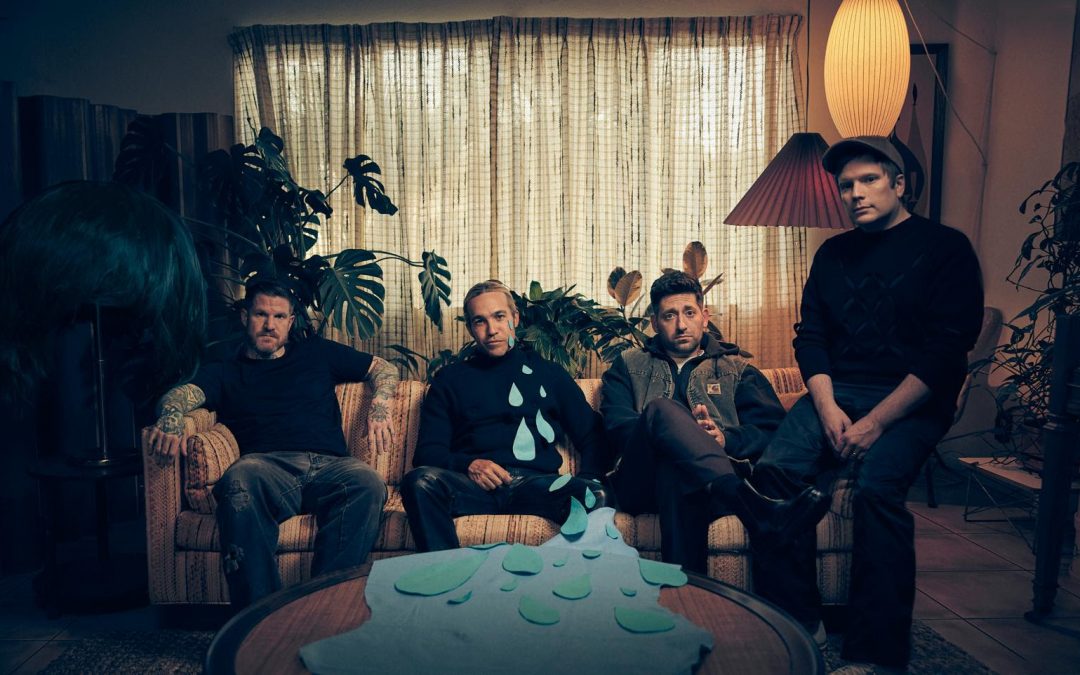 FALL OUT BOY LANÇA CLIPE DE “HEARTBREAK FEELS SO GOOD” QUE INTEGRA O ÁLBUM “SO MUCH (FOR) STARDUST”