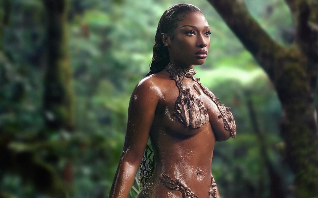 MEGAN THEE STALLION ENFATIZA A IMPORTÂNCIA DE SE LIVRAR DO PASSADO NO SINGLE INÉDITO “COBRA”
