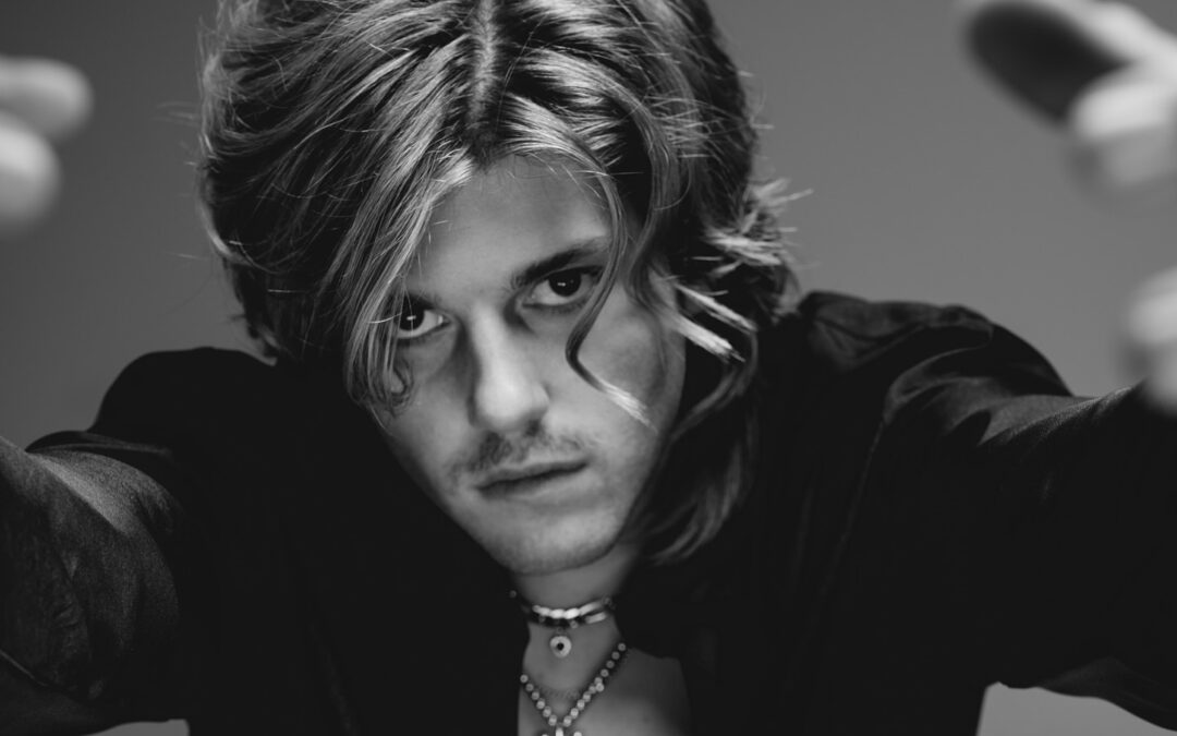 RUEL LANÇA “ADAPTATIONS”, EP DE COVERS COM VERSÕES REIMAGINADAS DE SEUS ARTISTAS FAVORITOS