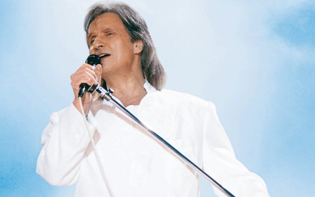 SONY MUSIC BRASIL RELANÇA O ÁLBUM “PRA SEMPRE AO VIVO NO PACAEMBU”, DE ROBERTO CARLOS, COM NOVE FAIXAS EXTRAS