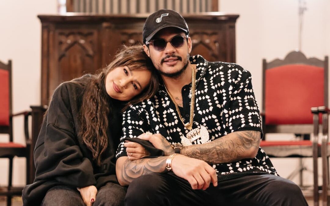 HUNGRIA E DANIELA ARAÚJO UNEM RAP E GOSPEL NA CANÇÃO “MENINO DE PAPEL”. ASSISTA