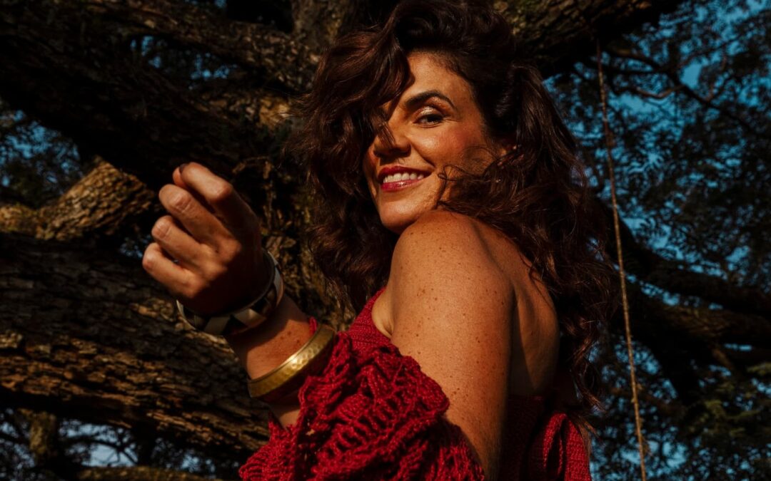MARIANA AYDAR ABRE OS CAMINHOS PARA AS FESTAS JUNINAS E DIVULGA O SINGLE “XOTE DESTINO”