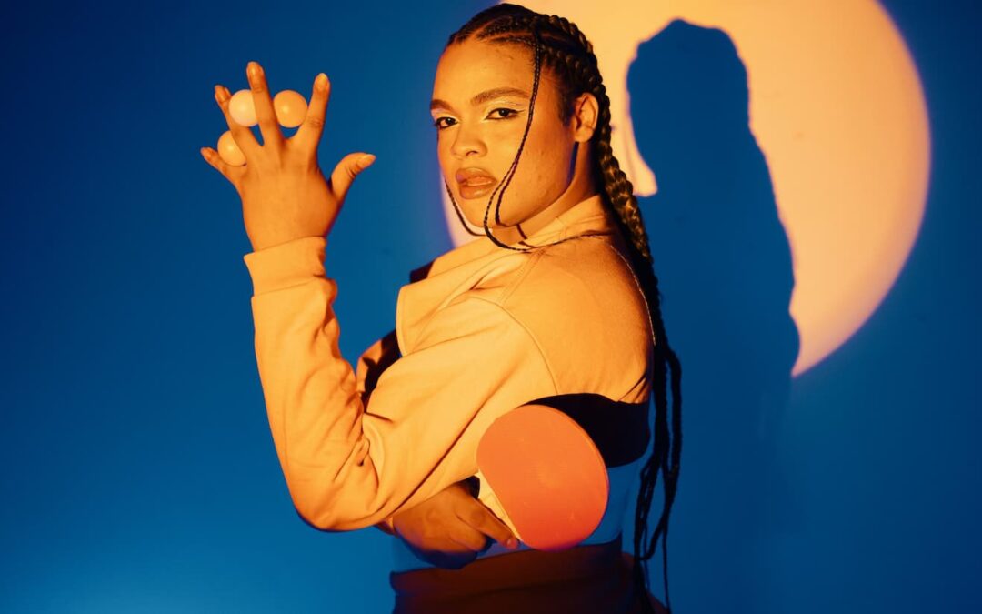 GAEL VICCI TRANSMITE DE FORMA ANIMADA A REPRESENTAÇÃO DA BISSEXUALIDADE NO CLIPE DE “PING PONG”