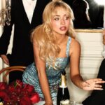 SABRINA CARPENTER LANÇA SEU AGUARDADO ÁLBUM “MAN’S BEST FRIEND” E O CLIPE DE “TEARS”, ESTRELADO POR COLMAN DOMINGO