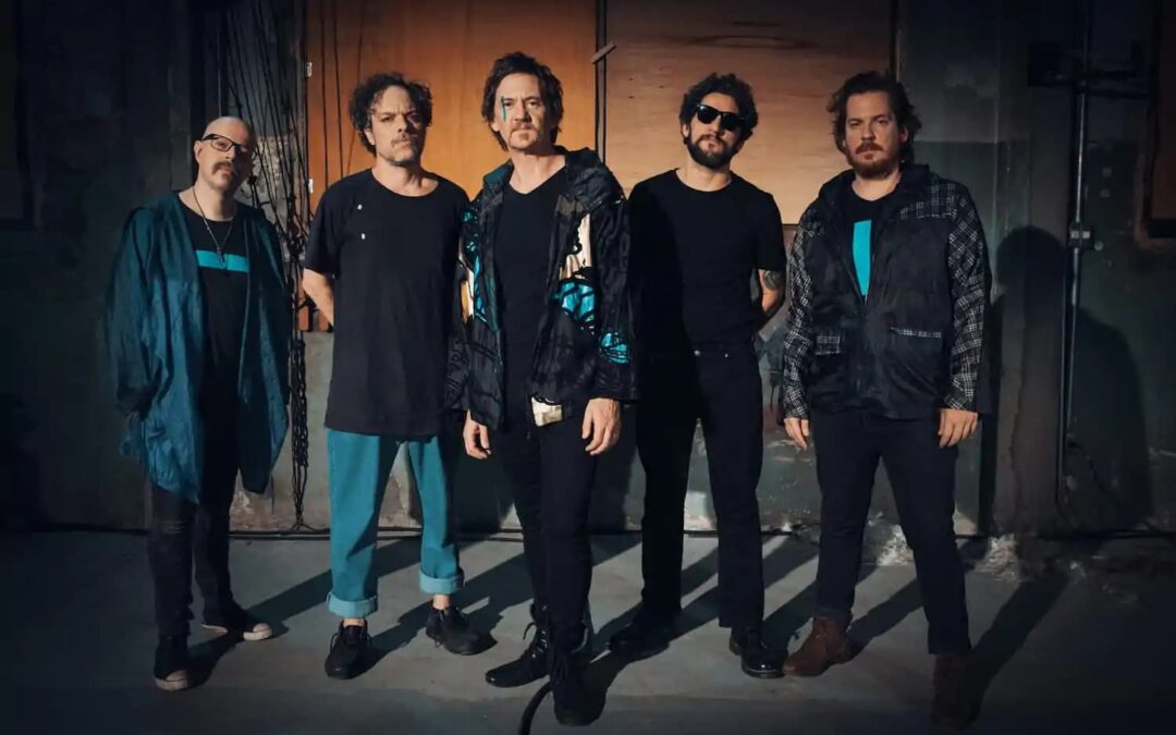 UNDO ANTECEDE O PRIMEIRO ÁLBUM DA BANDA E LANÇA “MELODRAMA”, A FAIXA MAIS POP DO NOVO PROJETO