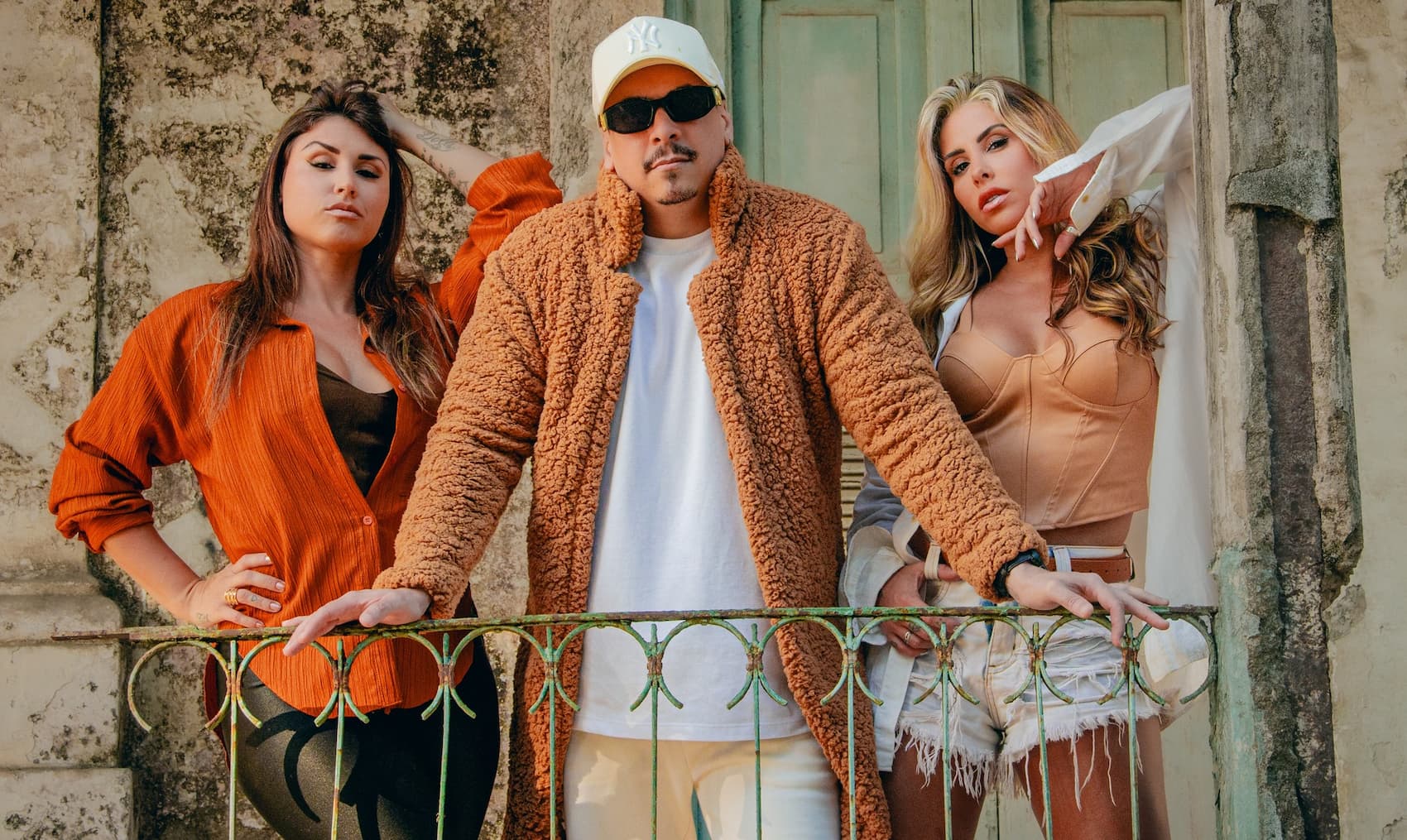 APÓS HIATO DE 10 ANOS, A DUPLA DOLLS RETORNA AO CENÁRIO MUSICAL AO LADO DE DALTO MAX NO SINGLE “ALRIGHT”