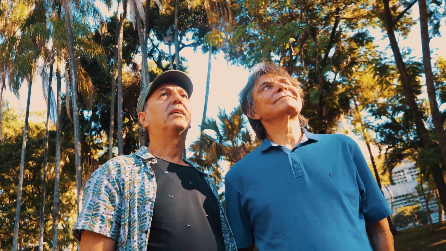 LÔ BORGES E ZECA BALEIRO DIVULGAM O LYRIC VÍDEO EM ANIMAÇÃO DA CANÇÃO “ANTES DO FIM”