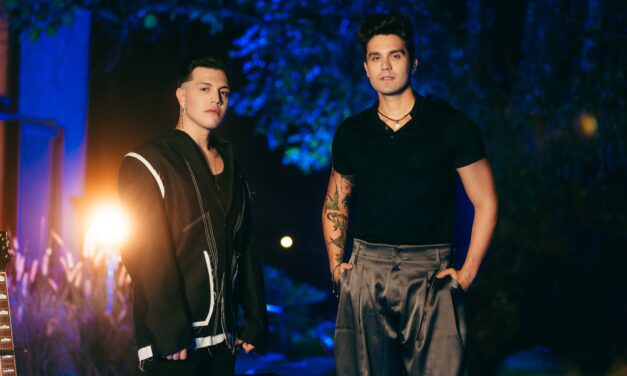 QUEM VOCÊ SALVARIA, SE O MUNDO ACABASSE? QUESTIONA MATHEUS MARCOLINO E LUAN SANTANA NO SINGLE “JORNAL”