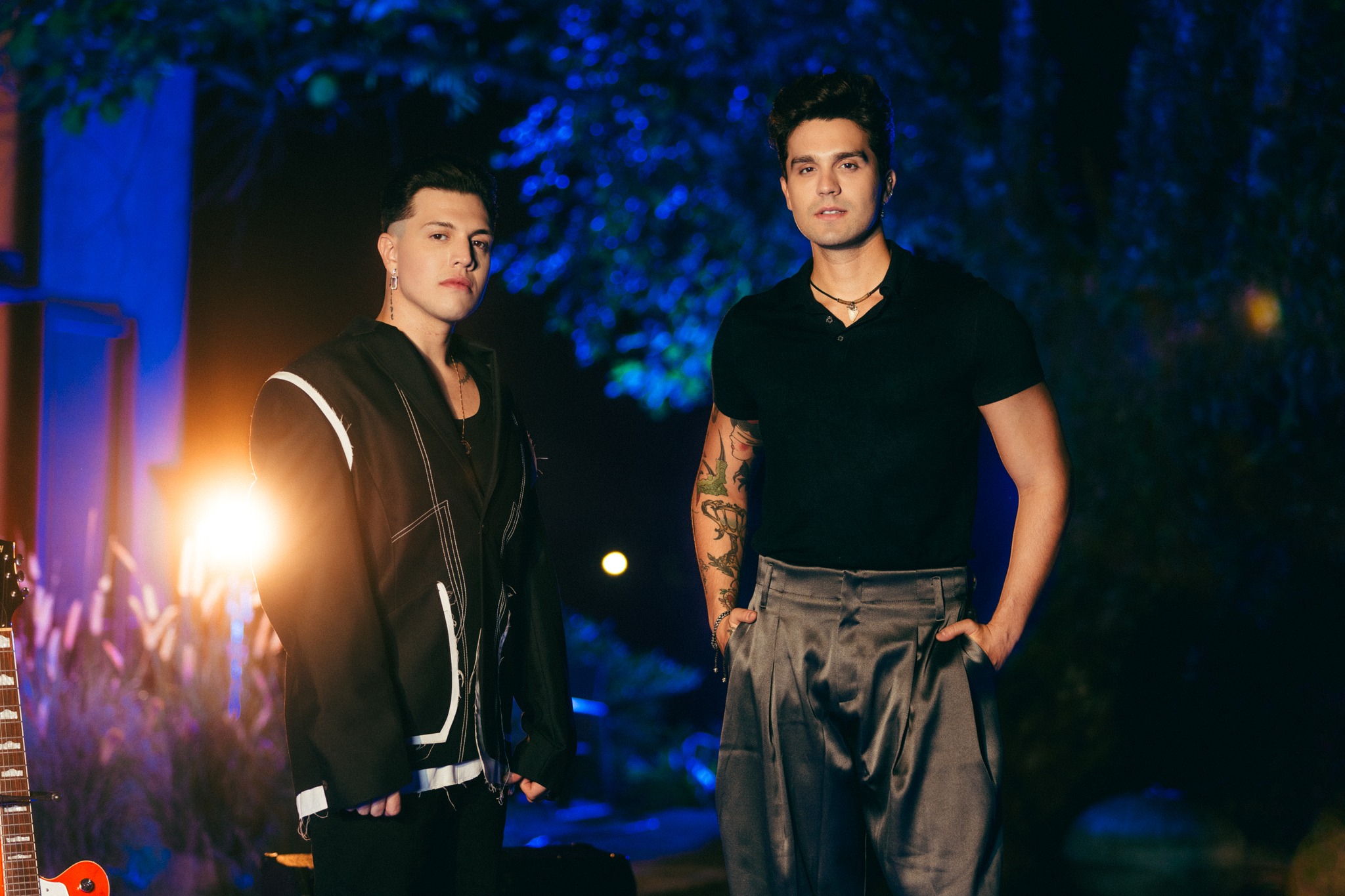 QUEM VOCÊ SALVARIA, SE O MUNDO ACABASSE? QUESTIONA MATHEUS MARCOLINO E LUAN SANTANA NO SINGLE “JORNAL”