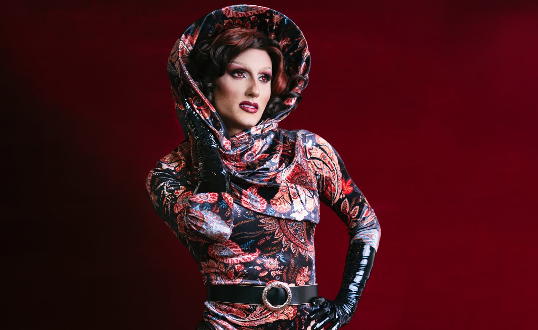 “FAÇO QUESTÃO DE TRAZER TEATRALIDADE PARA TUDO O QUE FAÇO”, DIZ MERCEDEZ VULCÃO QUE INTEGRA O ELENCO DE DRAG RACE BRASIL