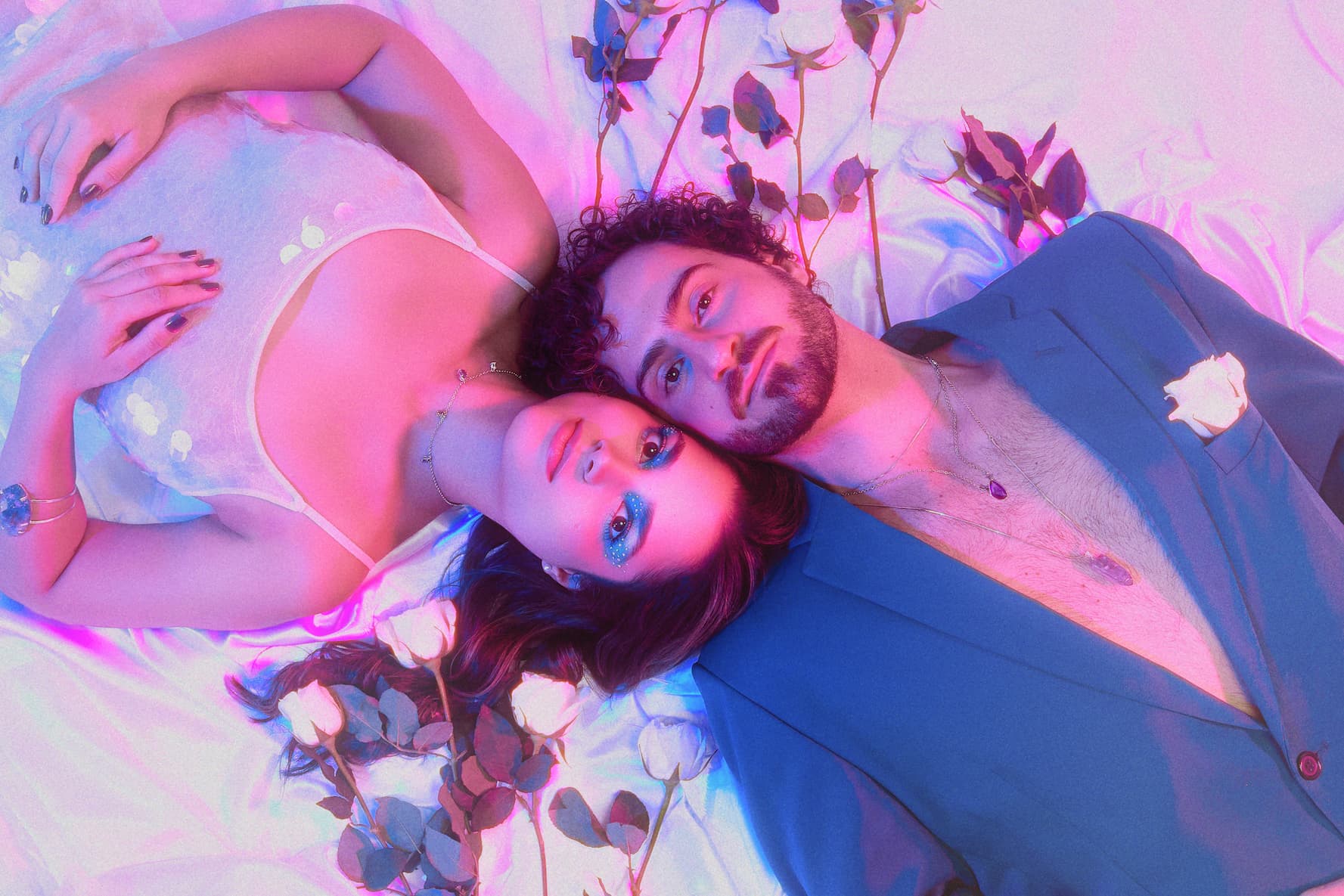 VOCÊ DESÁGUA EM MIM, E ELES OCEANA, ASSIM NASCE O DUO FORMADO POR CED E ANA RAFAELA QUE ACABA DE LANÇAR O SINGLE “VEM CÁ”