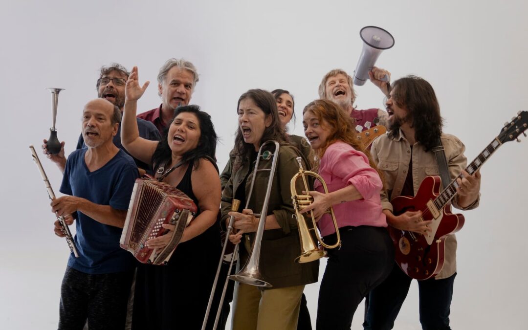 GRUPO GALPÃO PROPÕE UMA EXPERIÊNCIA EM QUE A IMAGINAÇÃO DO PÚBLICO ASSUME PAPEL CENTRAL NA PEÇA “(UM) ENSAIO SOBRE A CEGUEIRA”