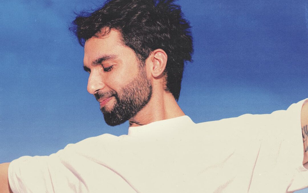 “FALA DA ESPERANÇA EM UM AMOR QUE AINDA VIRÁ A SER”, EXPLICA SILVA SOBRE “VIRÁ”, SEU NOVO SINGLE