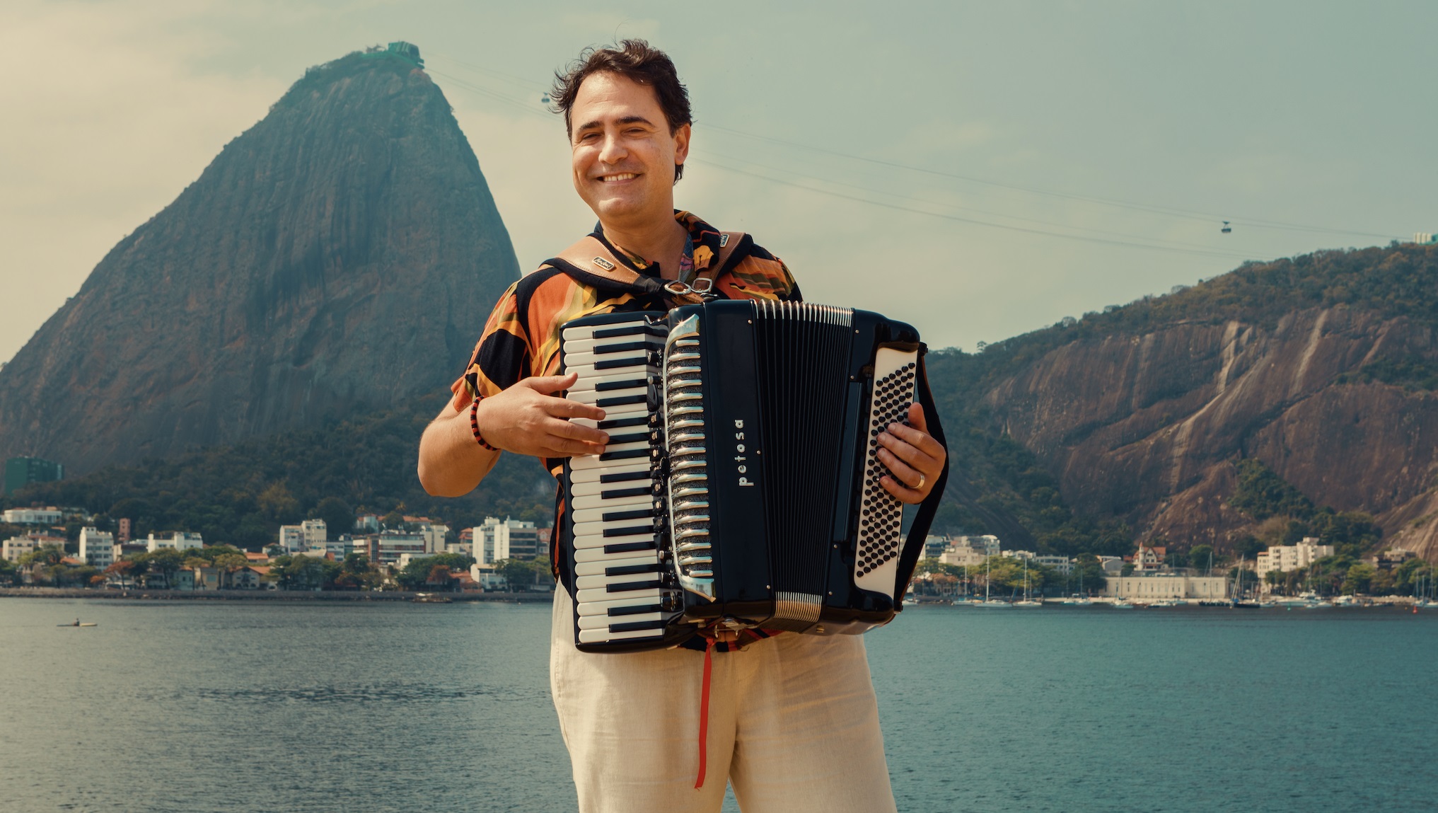 “SANFONA CARIOCA”, PRIMEIRO ÁLBUM SOLO DE KIKO HORTA, PROMOVE UMA VIAGEM PELA TRAJETÓRIA DO INSTRUMENTO MUSICAL