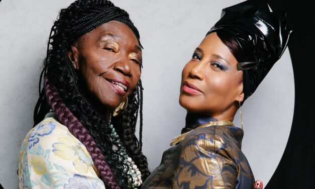 LIA DE ITAMARACÁ E DAÚDE SE UNEM NO SINGLE DUPLO “QUEM É? / A GALERIA DO AMOR” EM CELEBRAÇÃO AS DIFERENTES FACETAS DO AMOR