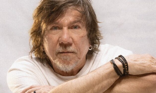 “UM FILME PARA SE OUVIR E UM DISCO PARA SE VER”, DEFINE LENINE SOBRE O LANÇAMENTO DO ÁLBUM “EITA”