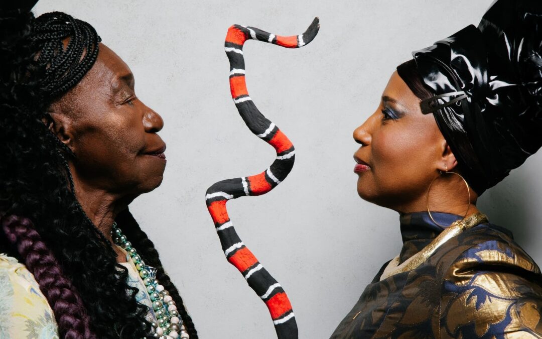 DAÚDE E LIA DE ITAMARACÁ UNEM A FORÇA ANCESTRAL COM A MODERNIDADE NO ÁLBUM “PELOS OLHOS DO MAR”