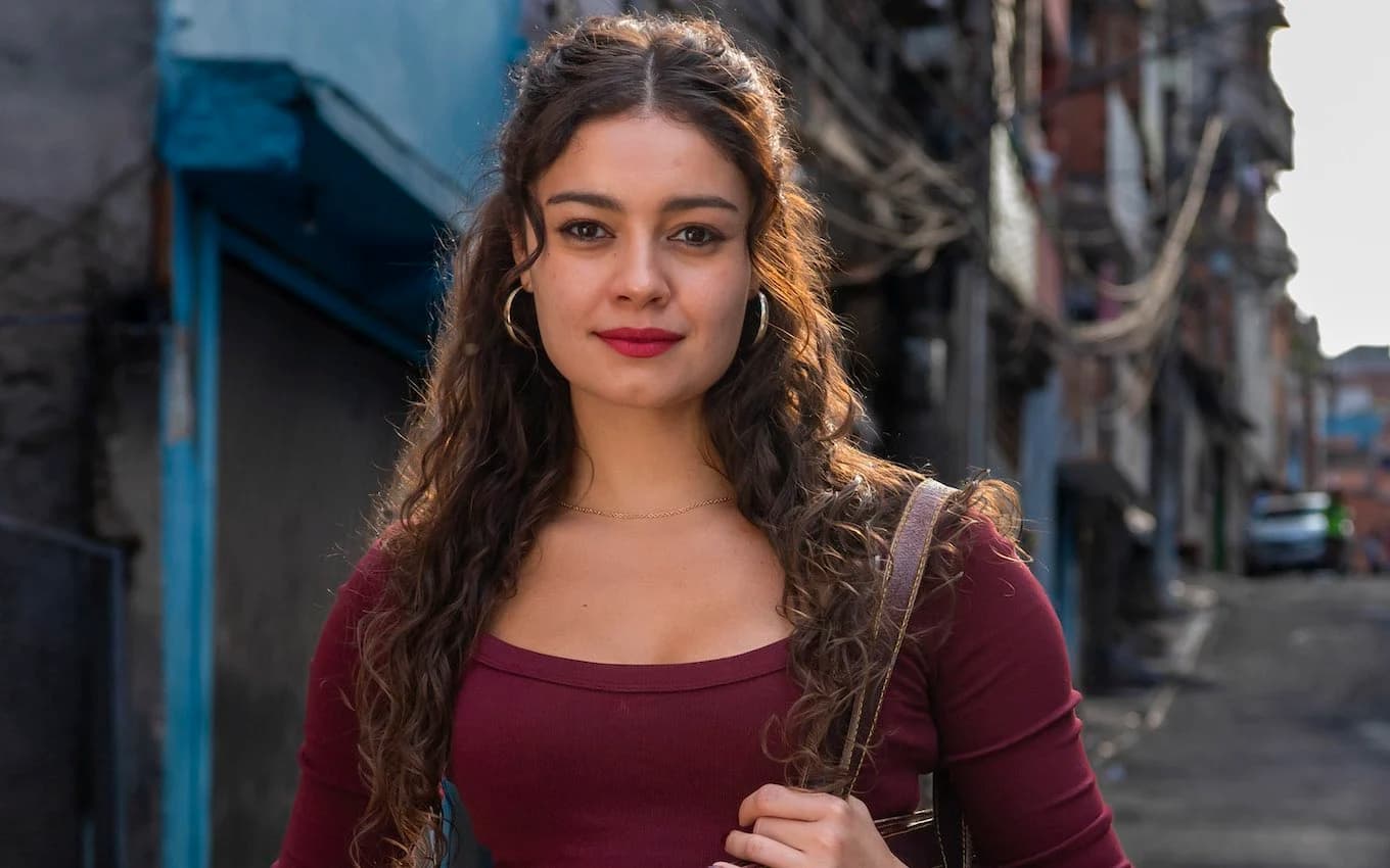 ROBERTO CARLOS CONVIDA SOPHIE CHARLOTTE PARA A NOVA VERSÃO DA MÚSICA “PROPOSTA” QUE SERÁ TEMA DE SUA PERSONAGEM EM “TRÊS GRAÇAS”