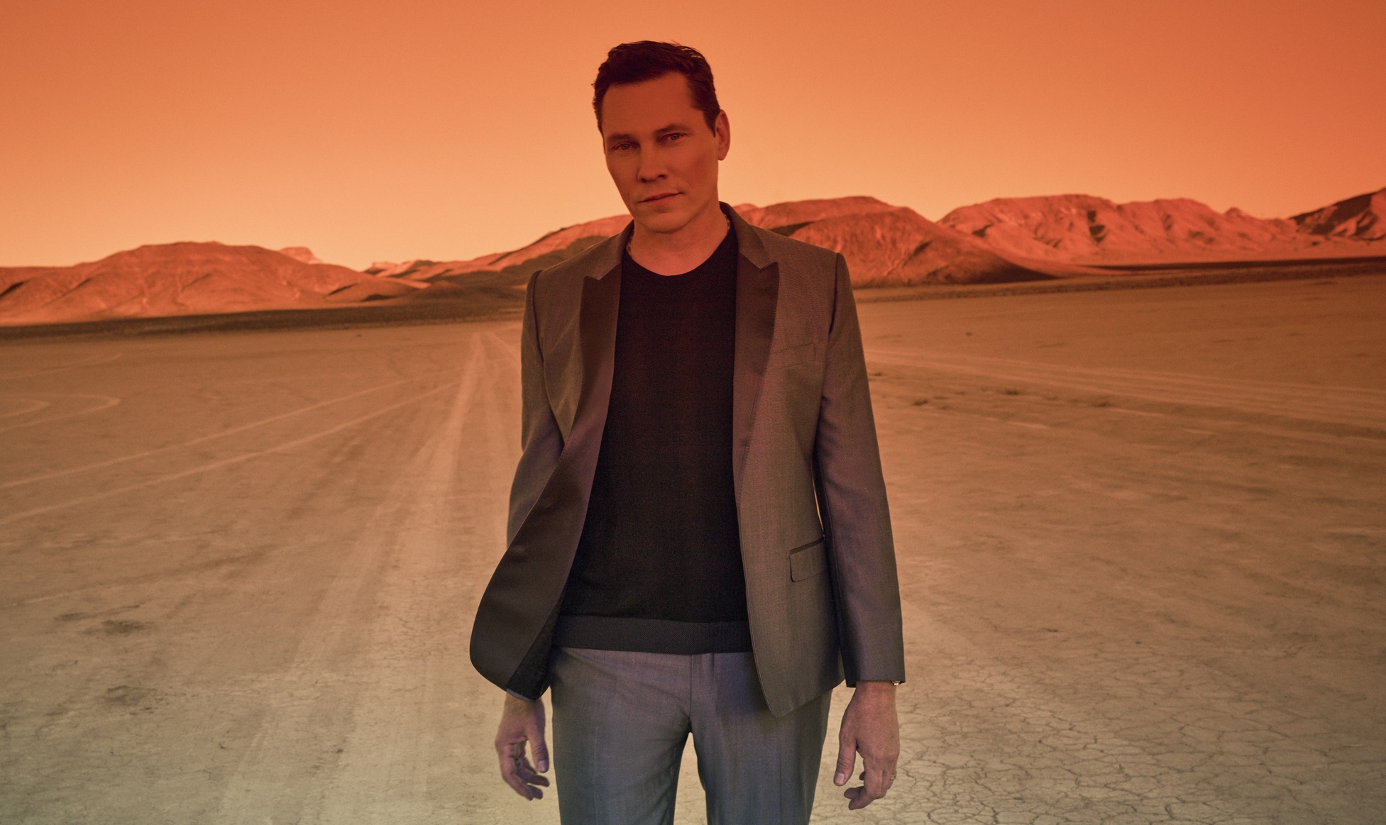 TIËSTO LANÇA “BRING ME TO LIFE”,  FAIXA INSPIRADA NA ENERGIA MASSIVA DOS FÃS QUE TOMOU CONTA DOS RECENTES SHOWS DO ARTISTA