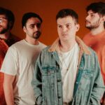 CARVEL ABRE ESPAÇO PARA NOVOS TIMBRES E ANTECEDE NOVO ÁLBUM COM O CLIPE DO SINGLE “PRESO EM VOCÊ”