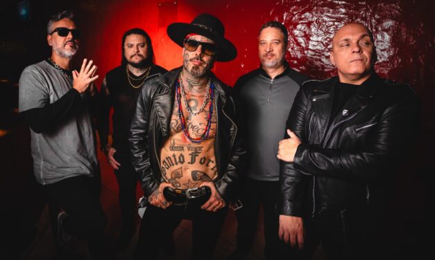 DETONAUTAS SURGEM SEDUTORES E PROVOCATIVOS NO SINGLE “VAMPIRA”, QUE TRAZ INTRODUÇÃO DO BABILÔNICO MILTON CUNHA