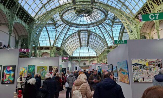 ARTE BRASILEIRA GANHA PROJEÇÃO INTERNACIONAL COM OBRAS DE RENATA SIMÕES VASCONCELLOS, EM PARIS