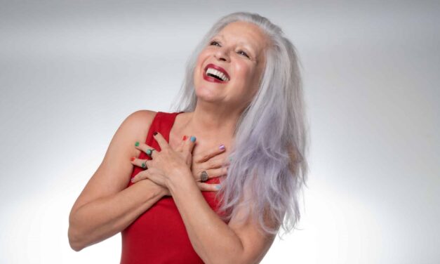 TETÊ ESPÍNDOLA SOBE AO PALCO DO SESC BELENZINHO, EM SÃO PAULO, NO DIA INTERNACIONAL DA MULHER COM O SHOW INÉDITO “TETÊ ENTRE ELAS”