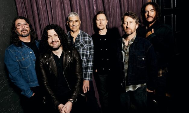 FOO FIGHTERS APRESENTA “OF ALL PEOPLE”, FAIXA QUE AJUDOU A DEFINIR A IDENTIDADE DO NOVO ÁLBUM “YOUR FAVORITE TOY”
