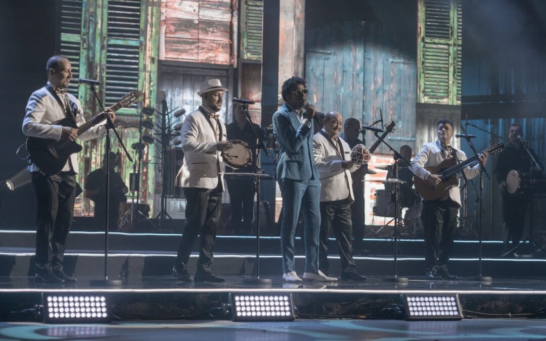 CELEBRANDO 80 ANOS DE CARREIRA, DEMÔNIOS DA GAROA APRESENTA A GRAVAÇÃO INÉDITA DE “DESPEJO DA FAVELA” AO LADO DE SEU JORGE