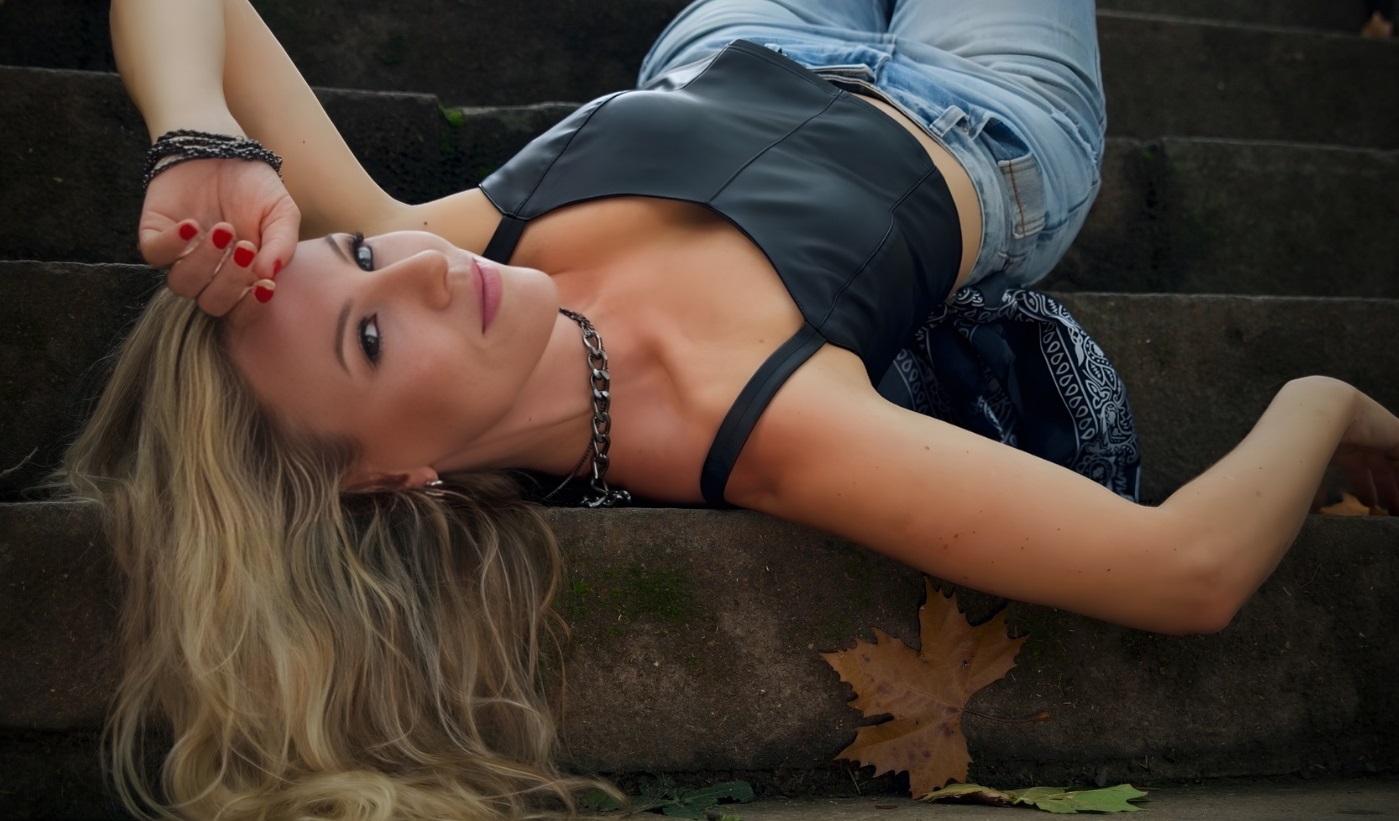 VIVI ZANROSSO INICIA EXPANSÃO ARTÍSTICA E EXPLORA NOVAS SONORIDADES EM “DEIXA LEVAR”, SEU PRIMEIRO SINGLE EM PORTUGUÊS