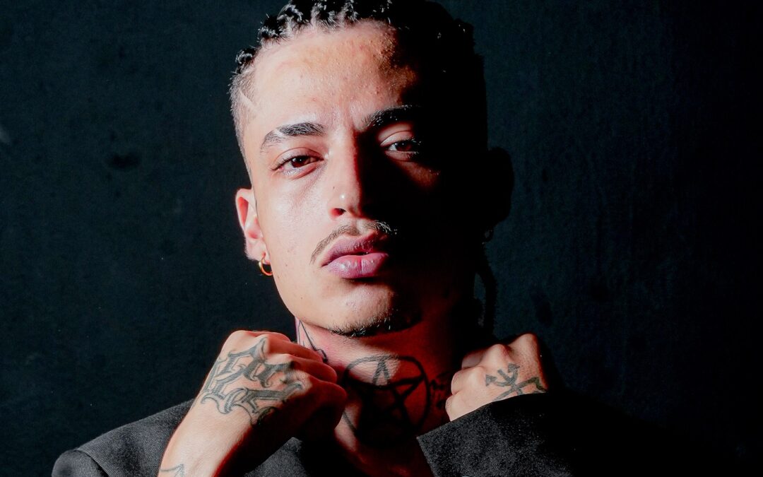 ZEUS EXPLORA DIFERENTES CAMADAS MUSICAIS COM PARTICIPAÇÕES ESPECIAIS NO ÁLBUM “QUEM SOU EU?”