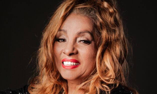 APÓS UM LONGO HÍATO, LADY ZU, A ETERNA MAJESTADE DA DISCO MUSIC, RETORNA COM O SINGLE “ATÉ O FIM”