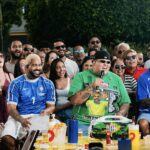 EM CLIMA DE COPA DO MUNDO E MUITA BRASILIDADE, MENOS É MAIS DIVULGA O SINGLE “CHAMPANHE”