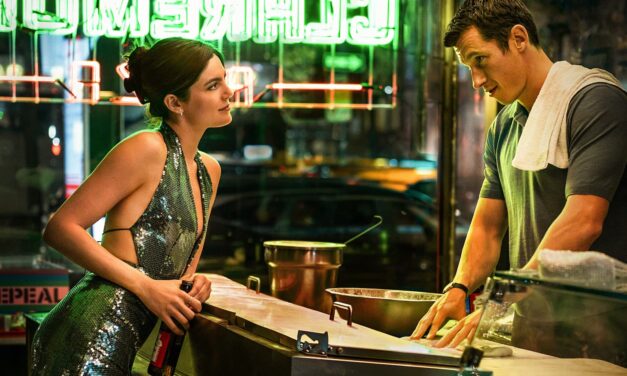 MONICA BARBARO E CALLUM TURNER ESTÃO EM BUSCA DE UM NOVO AMOR NO TRAILER DA COMÉDIA ROMÂNTICA “SÓ POR UMA NOITE”