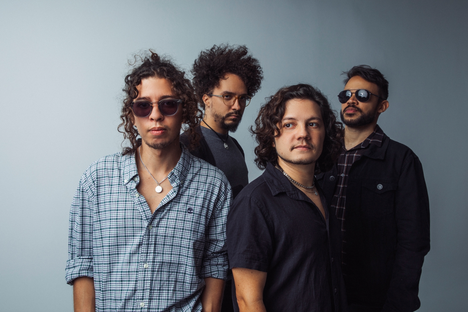 SELVAGENS À PROCURA DE LEI CAPTURA NUANCES QUE VÃO ALÉM DO ESTÚDIO NO ÁLBUM “PRA RECOMEÇAR AO VIVO”