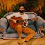 VINÍCIUS ZURLO PROPÕE UMA ESCUTA ATENTA EM TEMPOS MARCADOS PELA PRESSA EM SEU EP “O QUE VOCÊ PROCURA ESTÁ NA ESTRADA”