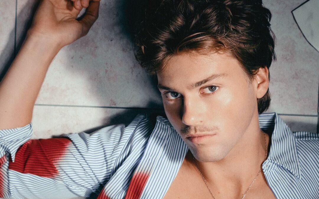 RUEL CAPTURA O QUE É AMAR ALGUÉM QUE FAZ MAL A VOCÊ EM “HATE MYSELF”, SINGLE QUE INTEGRA A SEGUNDA PARTE DE SEU ÁLBUM