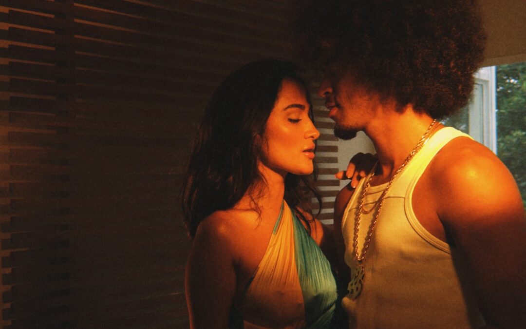 DANDO UMA GUINADA CRIATIVA EM SUA CARREIRA SOLO, GABI MELIM UNE FORÇAS COM L7NNON NA FAIXA “HABILIDOSAMENTE”