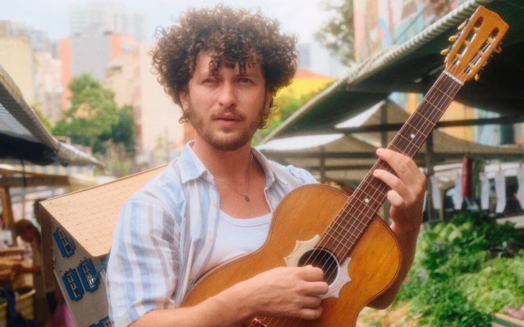 “FALA DE ESPERANÇA, O REFRÃO SOA COMO UM MANTRA”, AFIRMA BRYAN BEHR SOBRE SEU NOVO SINGLE “QUANDO ME VER PASSAR”