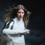 PARIS PALOMA ANUNCIA SEGUNDO ÁLBUM DA CARREIRA E DIVULGA O SINGLE “STEM THE FLOW”