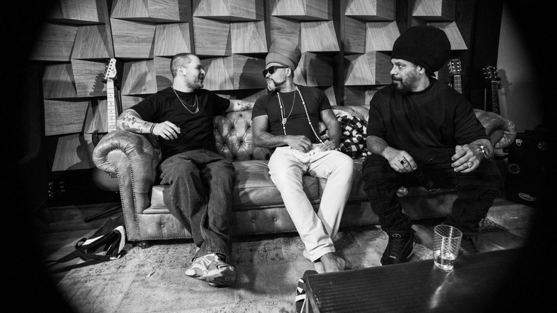 CARLINHOS BROWN, BRUNO MARTINI E FALCÃO ENTRAM NO CLIMA DA COPA DO MUNDO NA FAIXA “EU ME CHAMO BRASIL”