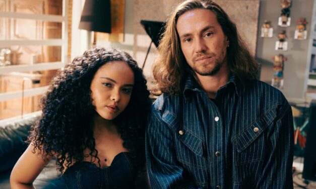 “SEMPRE ENXERGUEI A MÚSICA DE FORMA LITERAL, COMO UM CASAL DISCUTINDO A RELAÇÃO”, DIZ VITOR KLEY SOBRE “ABALO PSICOLÓGICO” FEAT COM JOYCE ALANE