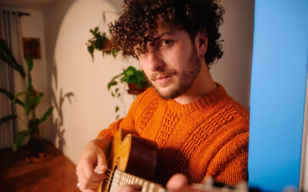 “ELE FOI PENSADO PARA ESCUTAS CONTEMPLATIVAS”, REFLETE BRYAN BEHR SOBRE O ÁLBUM “BELA VISTA, 133”