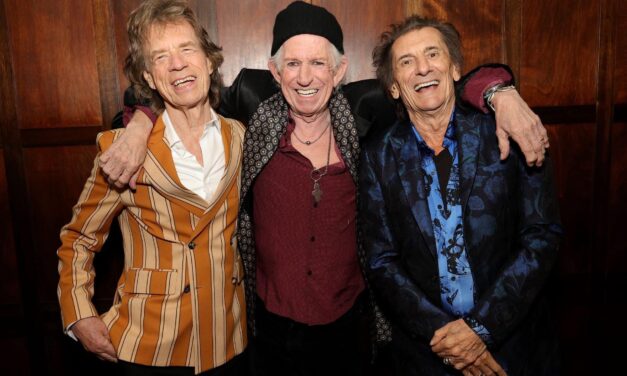 DINÂMICO E FUTURISTA: THE ROLLING STONES LANÇAM O ÁLBUM “FOREIGN TONGUES”. OUÇA